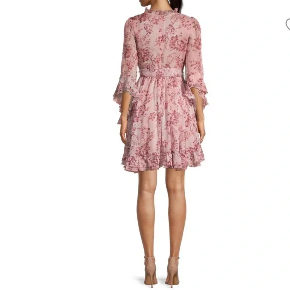 STELLAH Blush Floral Dress - Picture 6 of 16